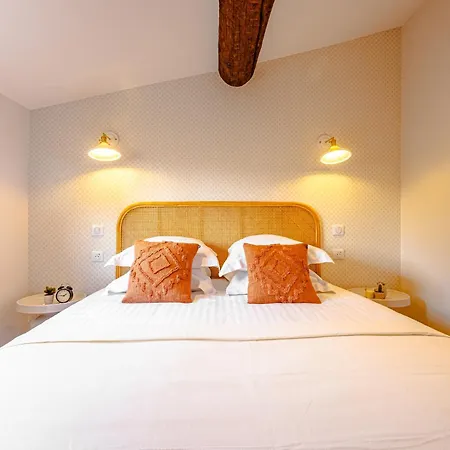Rare! L'atelier Provencal, Getaway In Old - 4th Floor Apartment